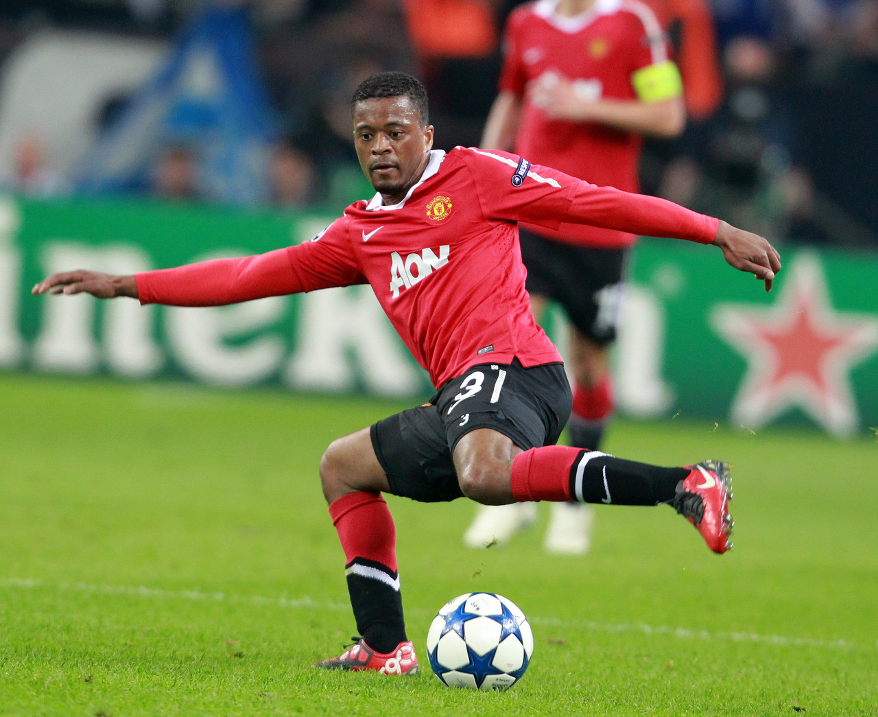 场上展现出 场上展现出